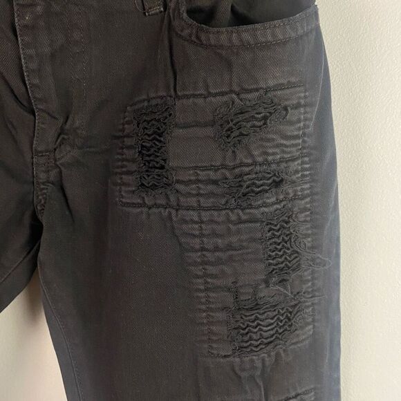 Robin’s Jean Mens Black Distressed Jeans w/ Studded Detail - Picture 11 of 16